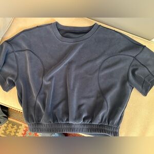 Lululemon softstreme cropped T-shirt